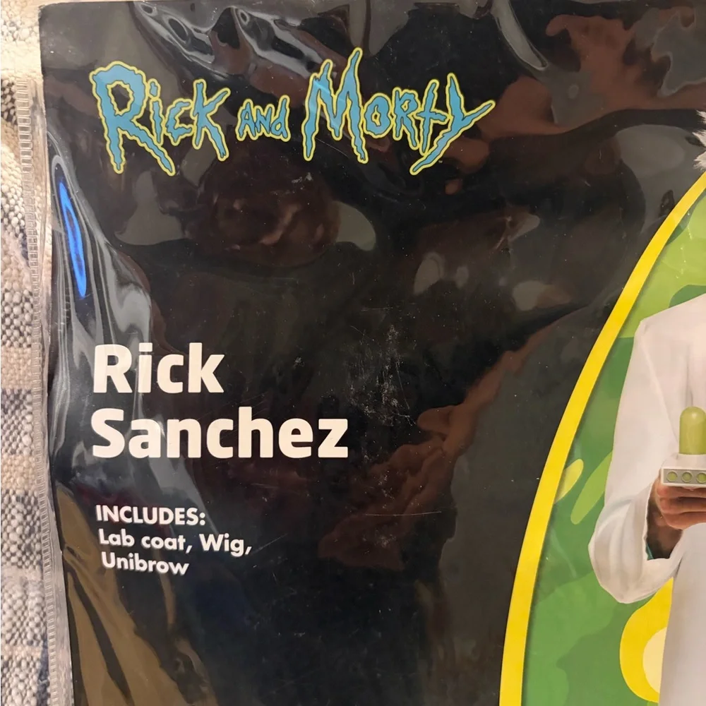 Rick Sanchez - Rick & Morty - Adult Costume - Spirit Halloween - Picture 4 of 5